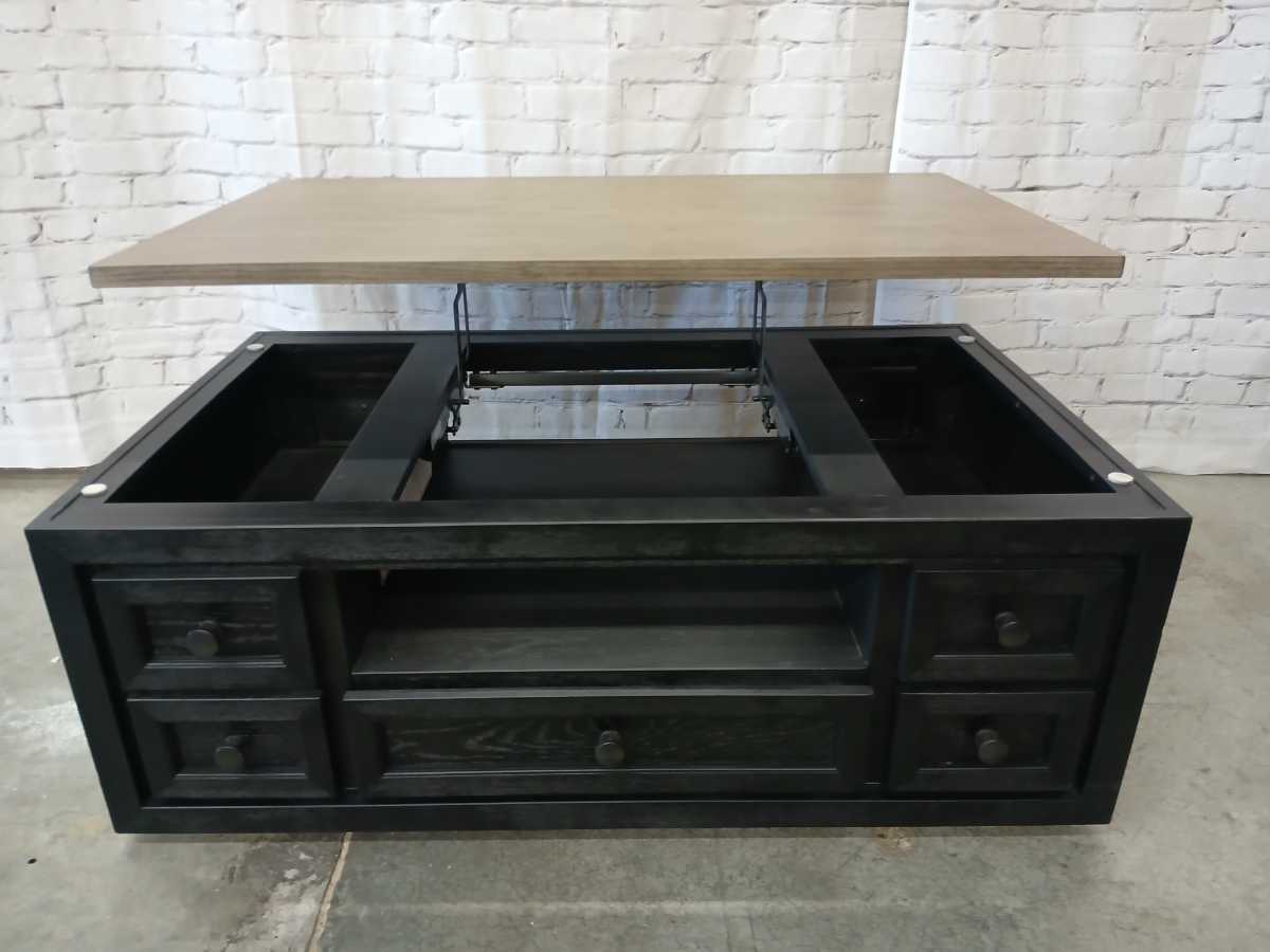 Foyland Coffee Table with Lift Top - Gallery Image 4